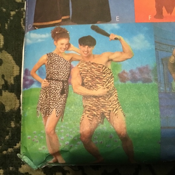 McCalls 2895 all sizes Halloween costume- cave people/ Roman’s.- devil- king - Picture 4 of 6